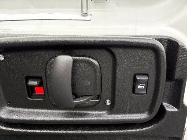 Used 2021 Chevrolet Express 2500 w/ Driver Convenience Package RWD image 9