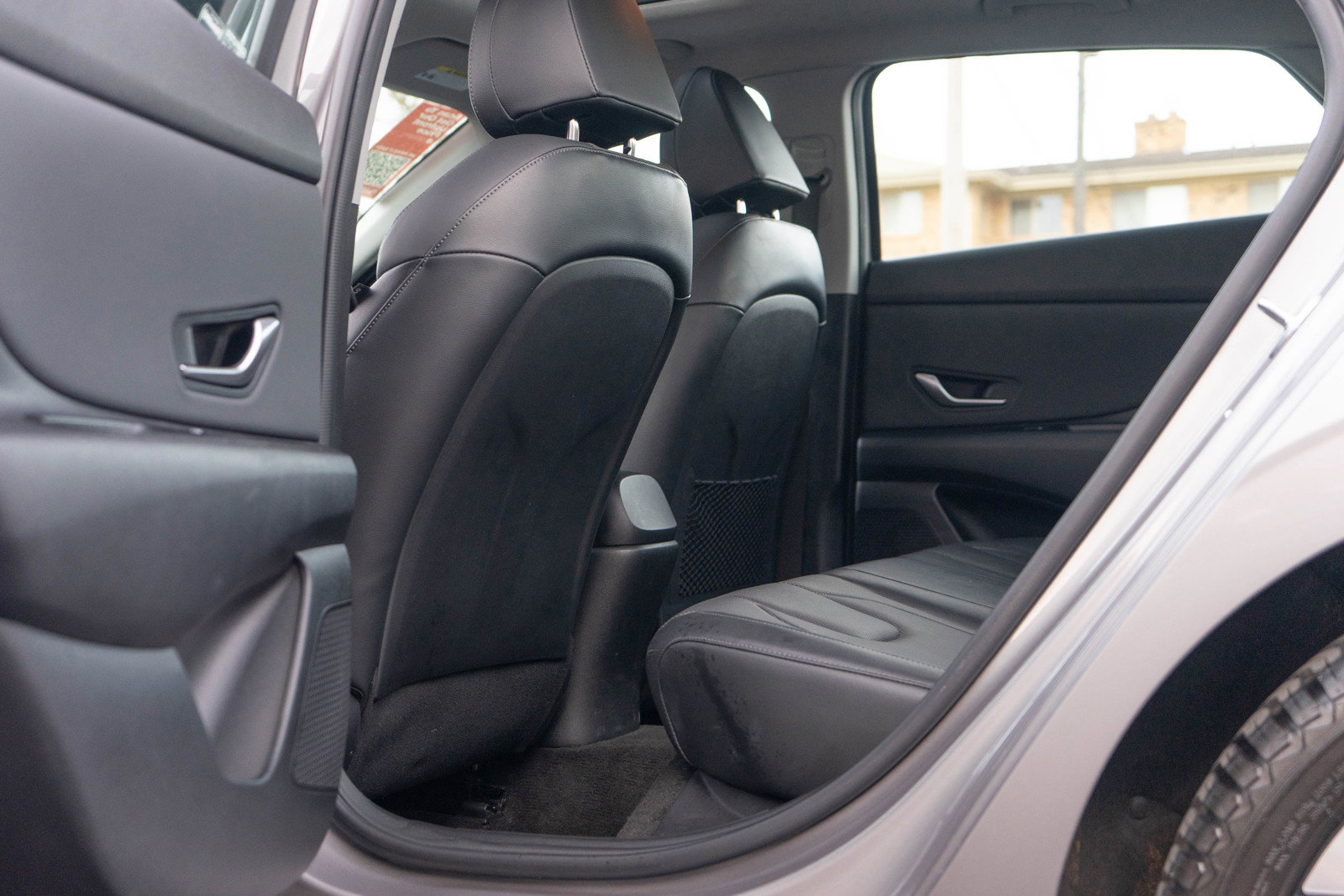 Used 2023 Hyundai Elantra Limited image 27