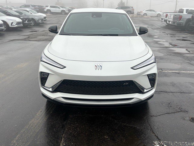 Used 2024 Buick Envista Sport Touring w/ Convenience I Package image 2