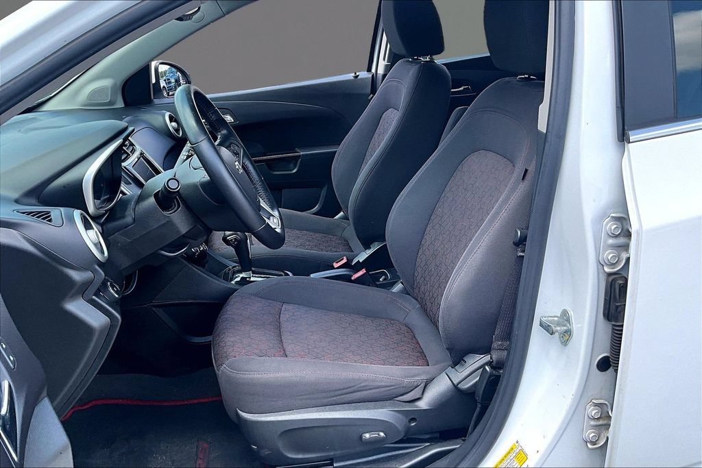 Certified 2020 Chevrolet Sonic LT w/ Convenience Package FWD image 20