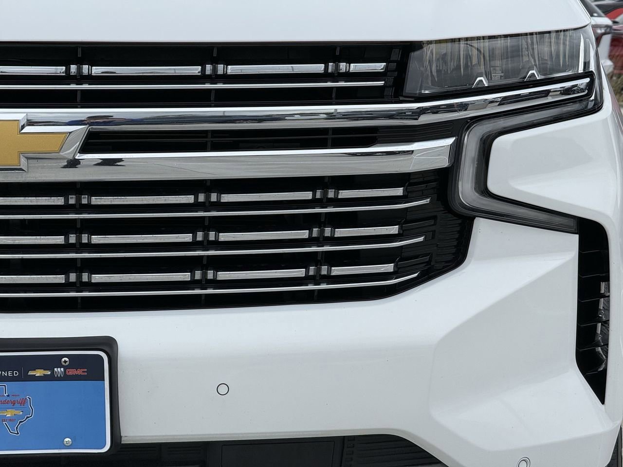 Certified 2023 Chevrolet Suburban Premier image 9