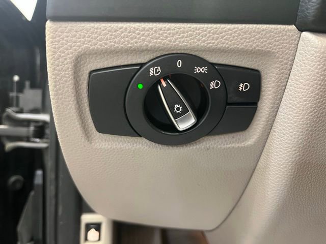 Used 2013 BMW 128i Convertible image 17