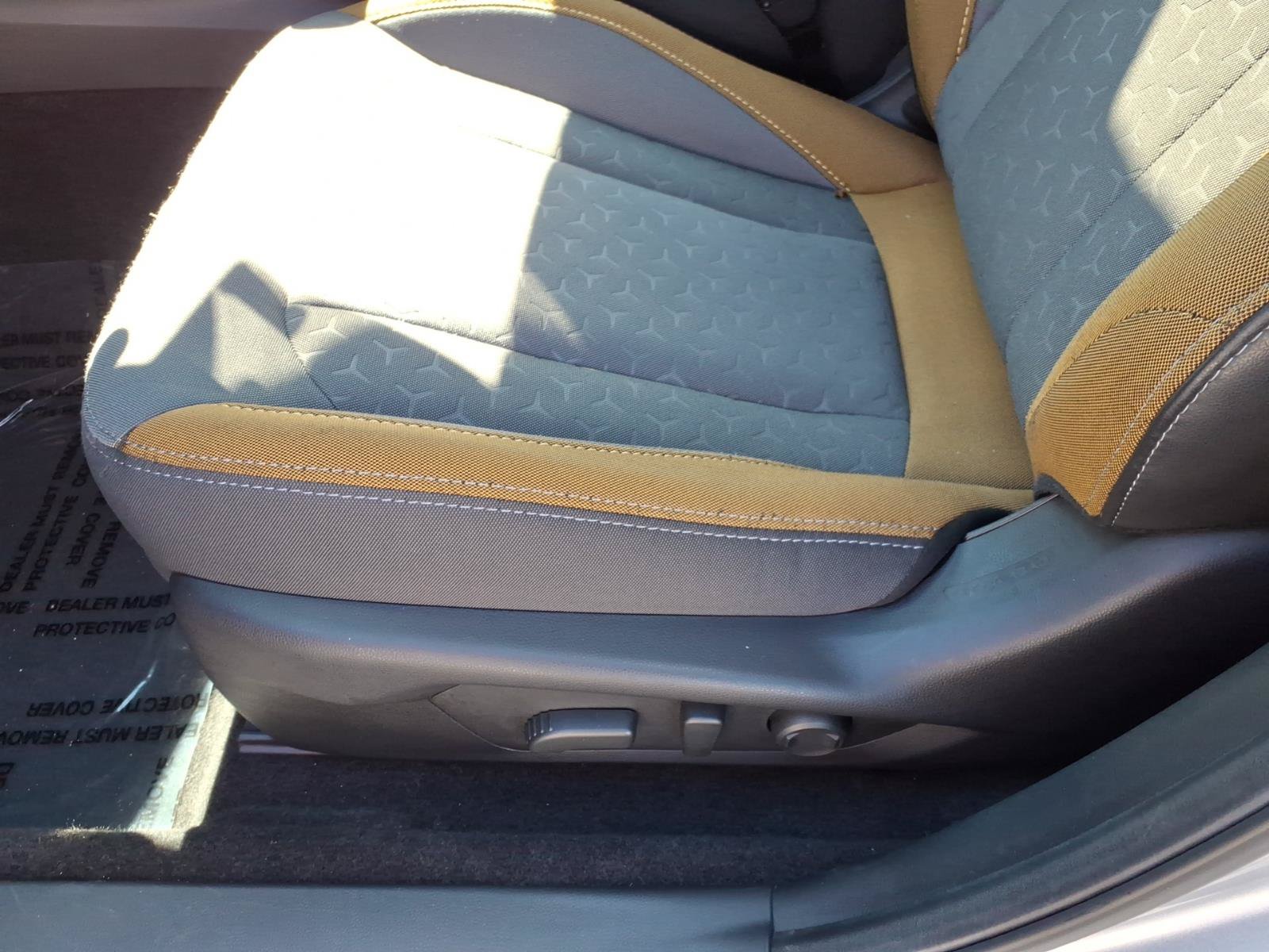 Used 2025 Subaru Crosstrek 2.5i Sport AWD/4WD image 14