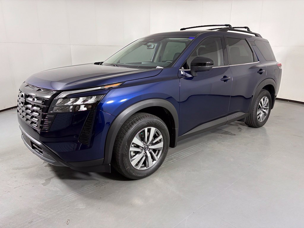 New 2026 Nissan Pathfinder SL FWD image 4