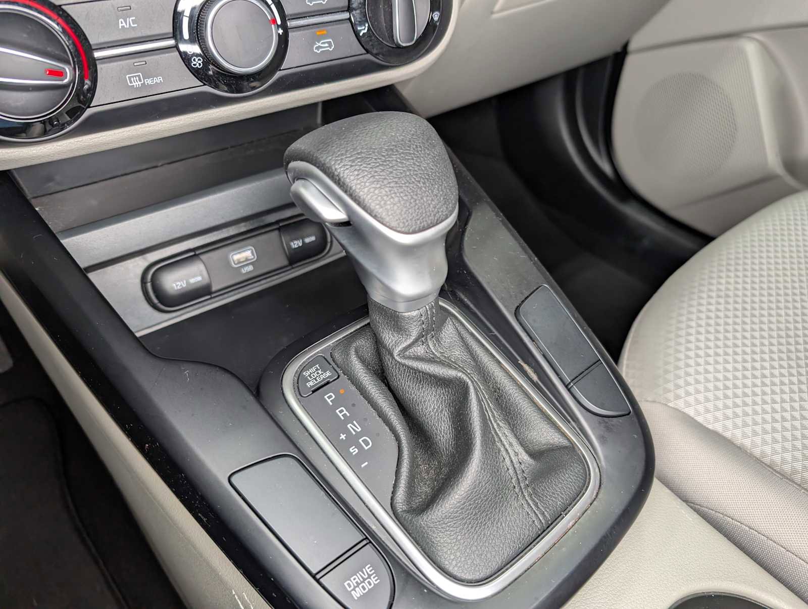 Certified 2023 Kia Soul LX image 27