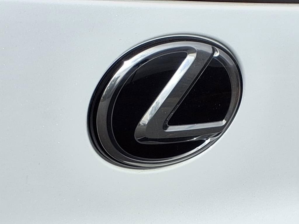 Used 2024 Lexus UX 250h F Sport image 23