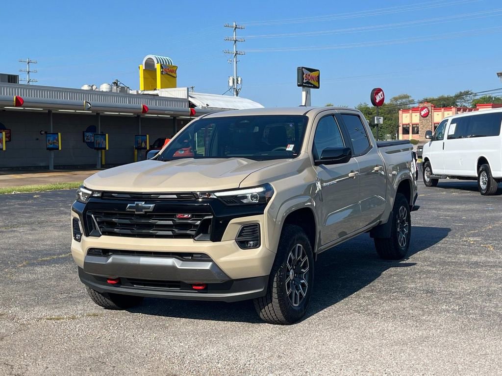 Certified 2024 Chevrolet Colorado Z71 w/ Advanced Trailering Package image 3