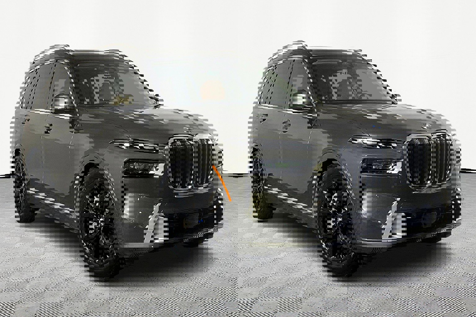 Certified 2024 BMW X7 xDrive40i w/ Premium Package image 4