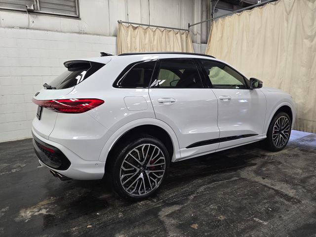 New 2026 Audi SQ5 Premium Plus image 6