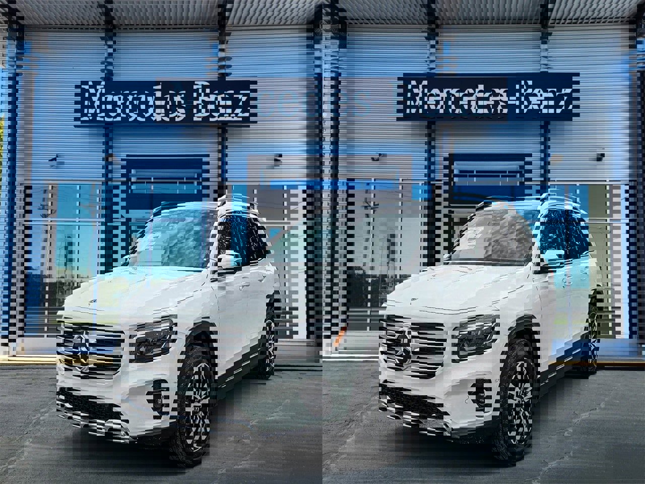 New 2026 Mercedes-Benz GLB 250 4MATIC image 3