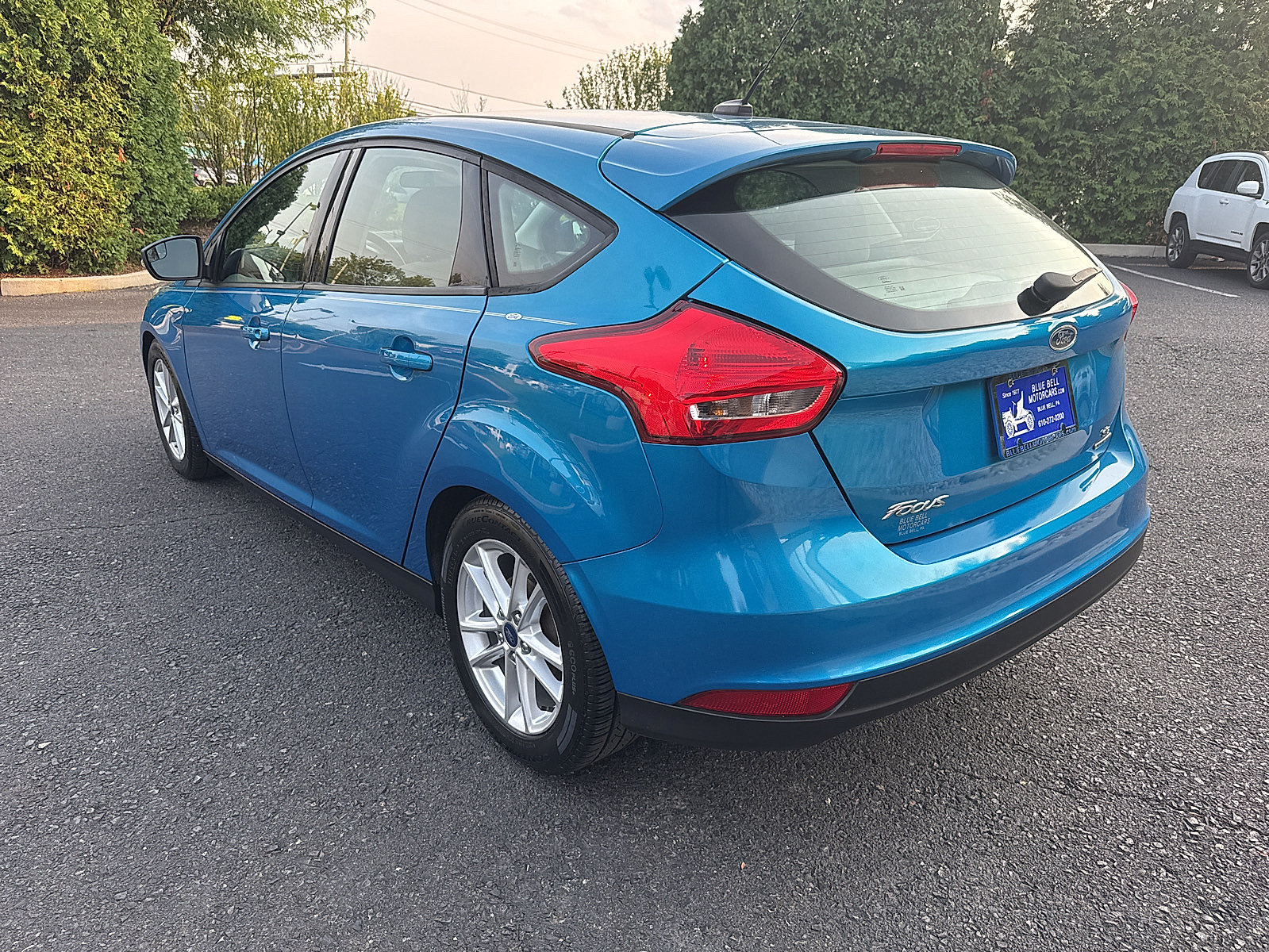 Used 2016 Ford Focus SE w/ SE Power Seat Package FWD image 7
