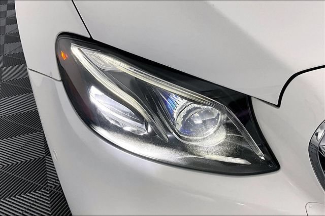Used 2018 Mercedes-Benz E 300 w/ Premium 3 Package image 29