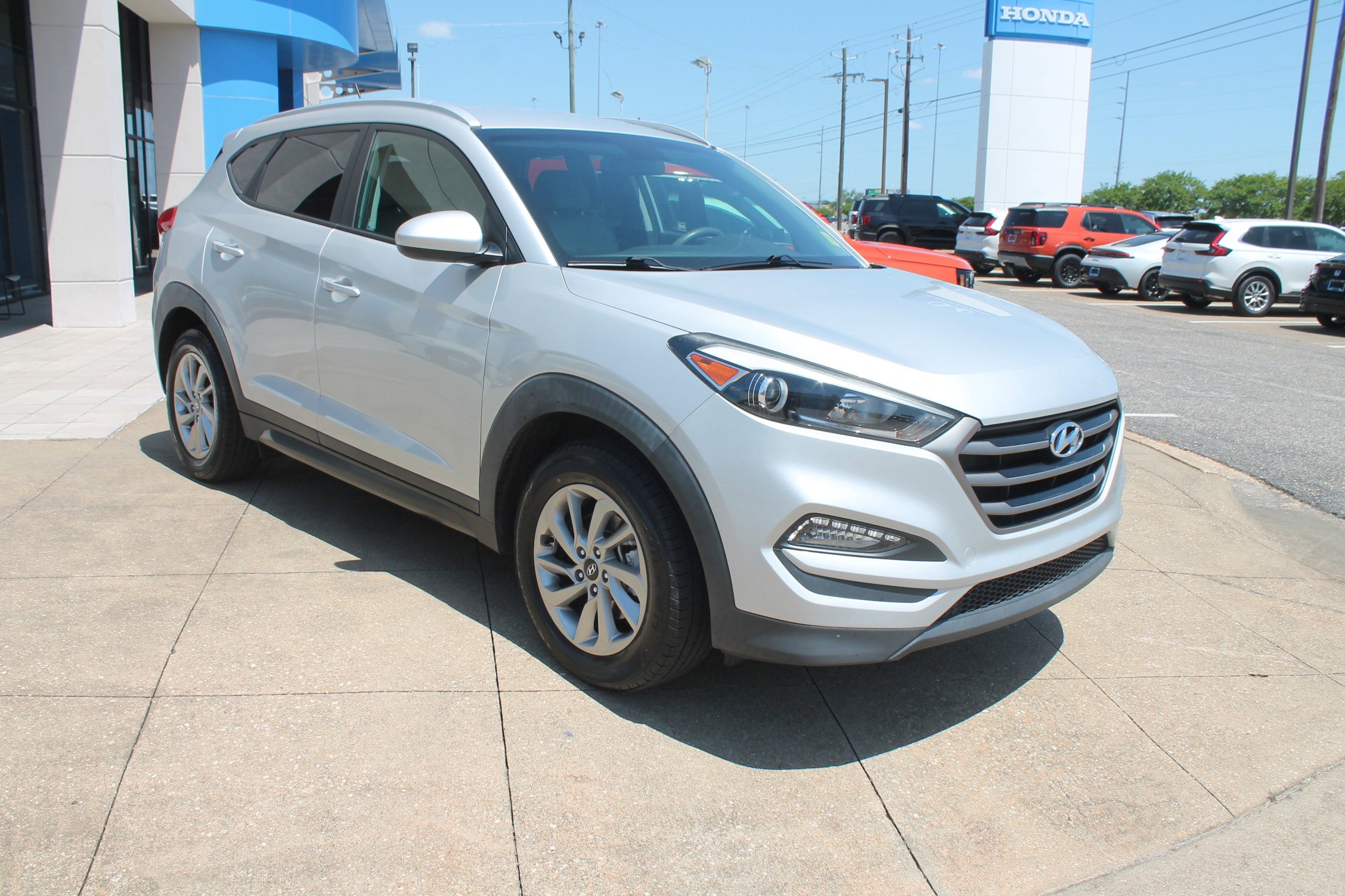 Used 2016 Hyundai Tucson SE w/ Option Group 02