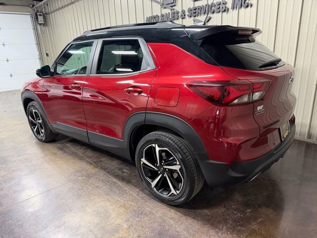 Used 2023 Chevrolet TrailBlazer RS w/ Sun and Liftgate Package image 5