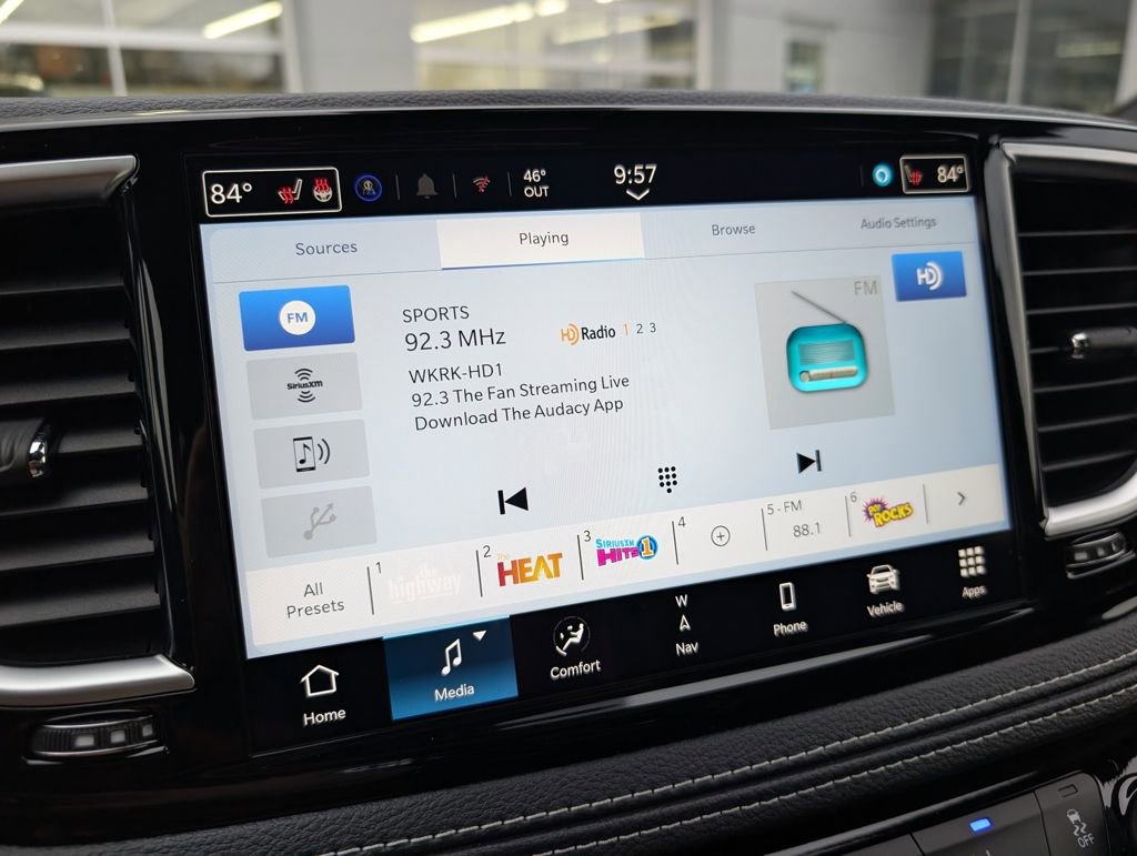New 2026 Chrysler Pacifica Limited w/ S Appearance Package image 24