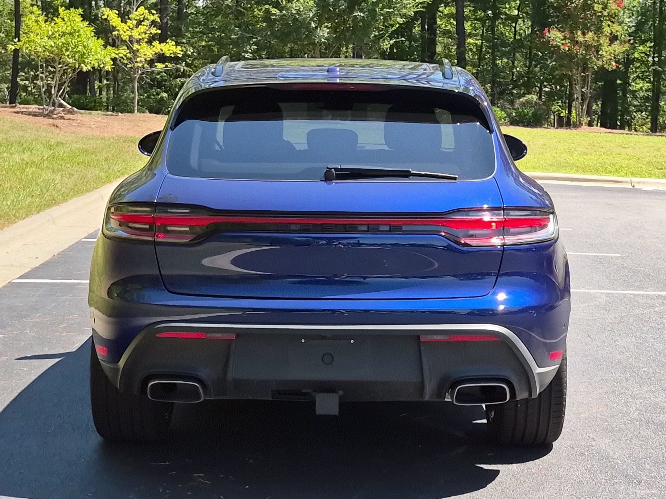 Certified 2026 Porsche Macan AWD/4WD image 22