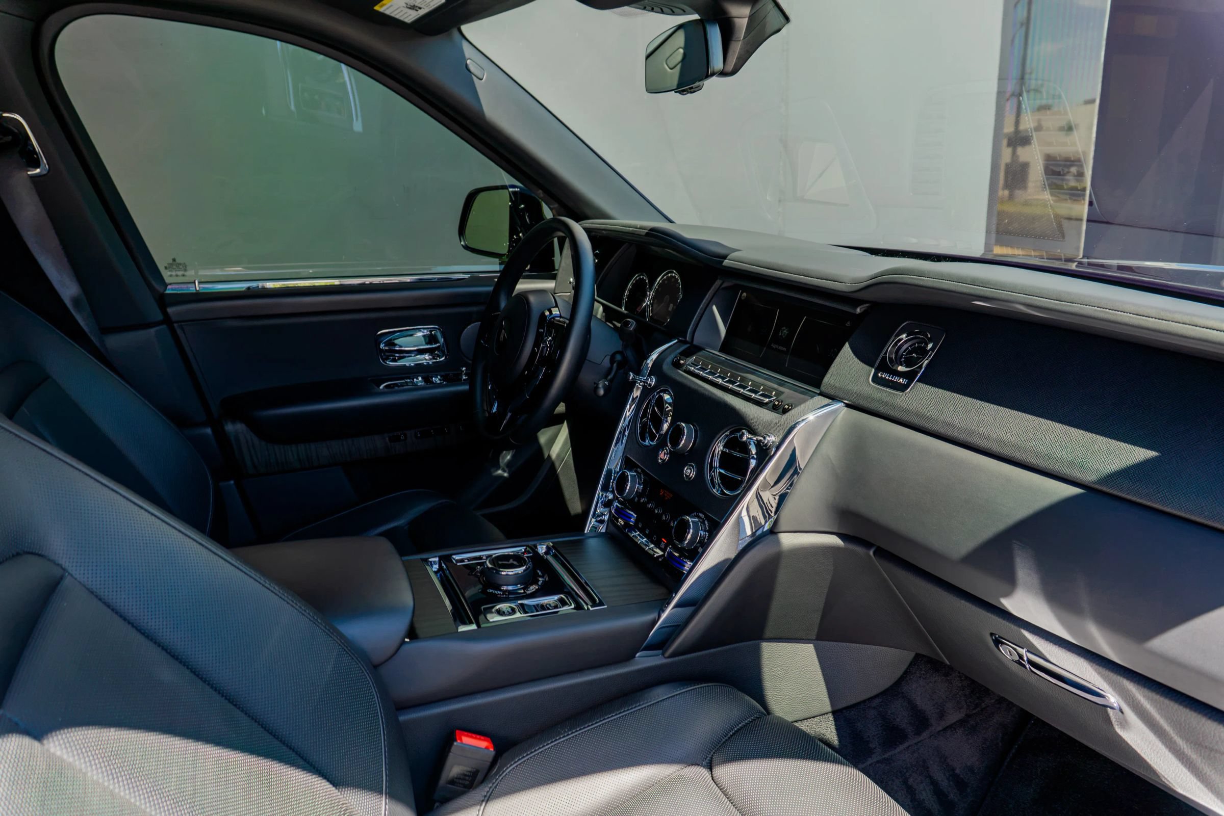 Used 2019 Rolls-Royce Cullinan AWD/4WD image 62