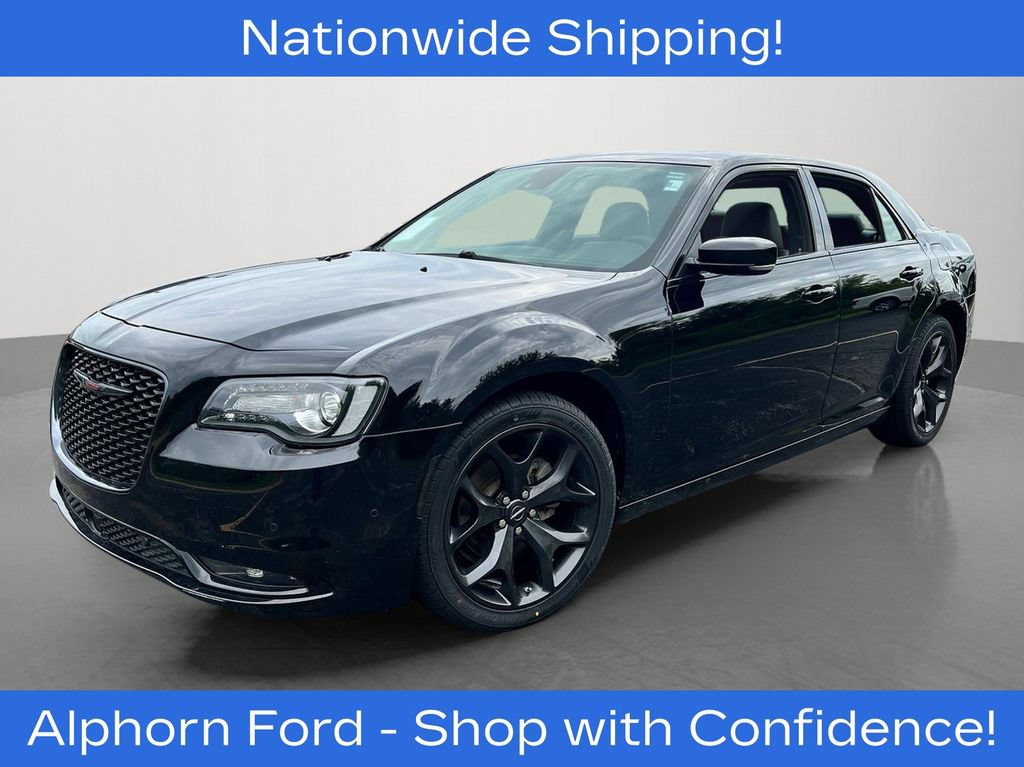 Used 2023 Chrysler 300 S w/ Comfort Group RWD image 6