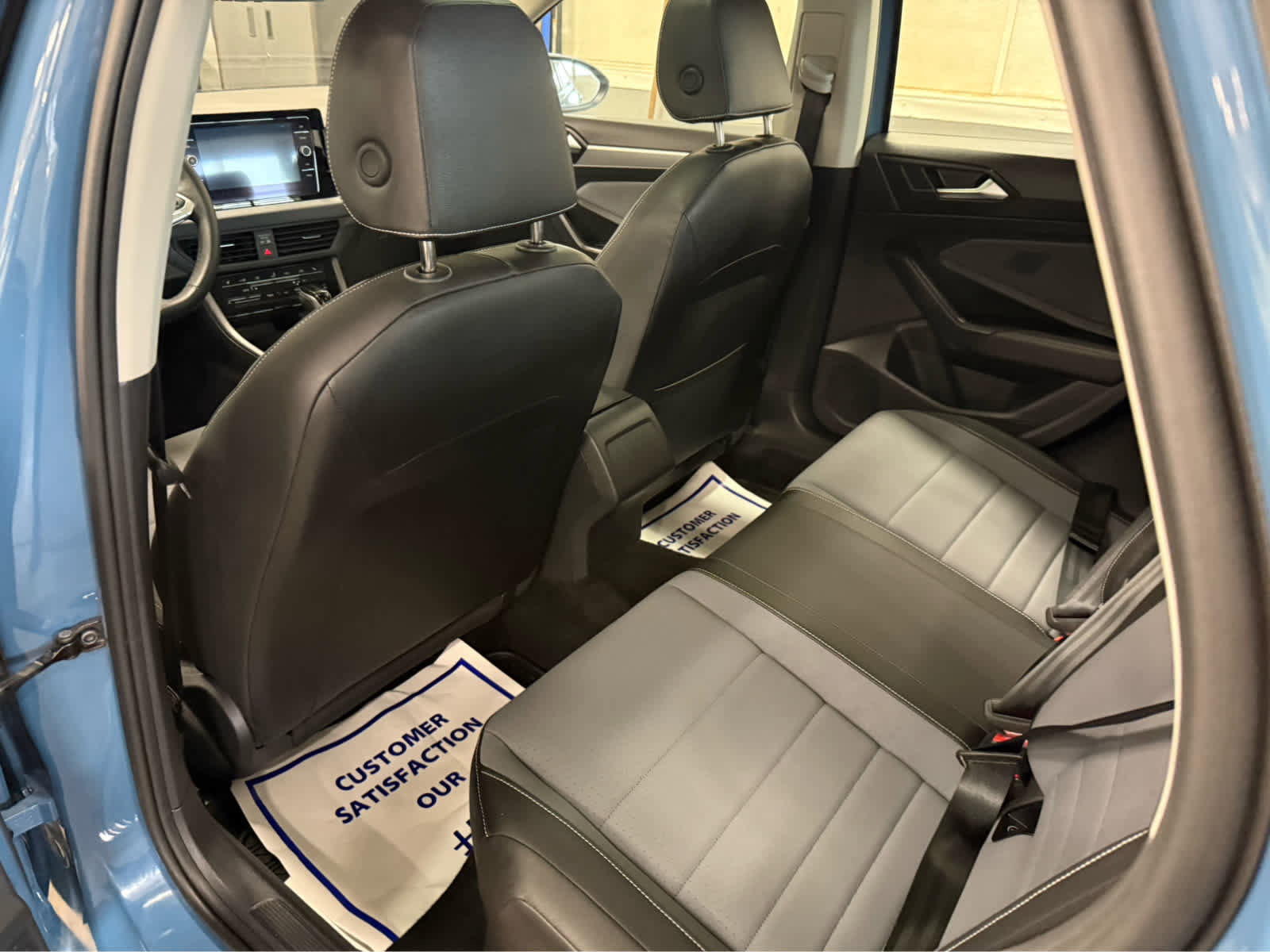 Used 2025 Volkswagen Jetta SE image 19