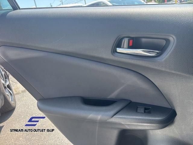 Used 2022 Toyota Prius Prime LE FWD image 22