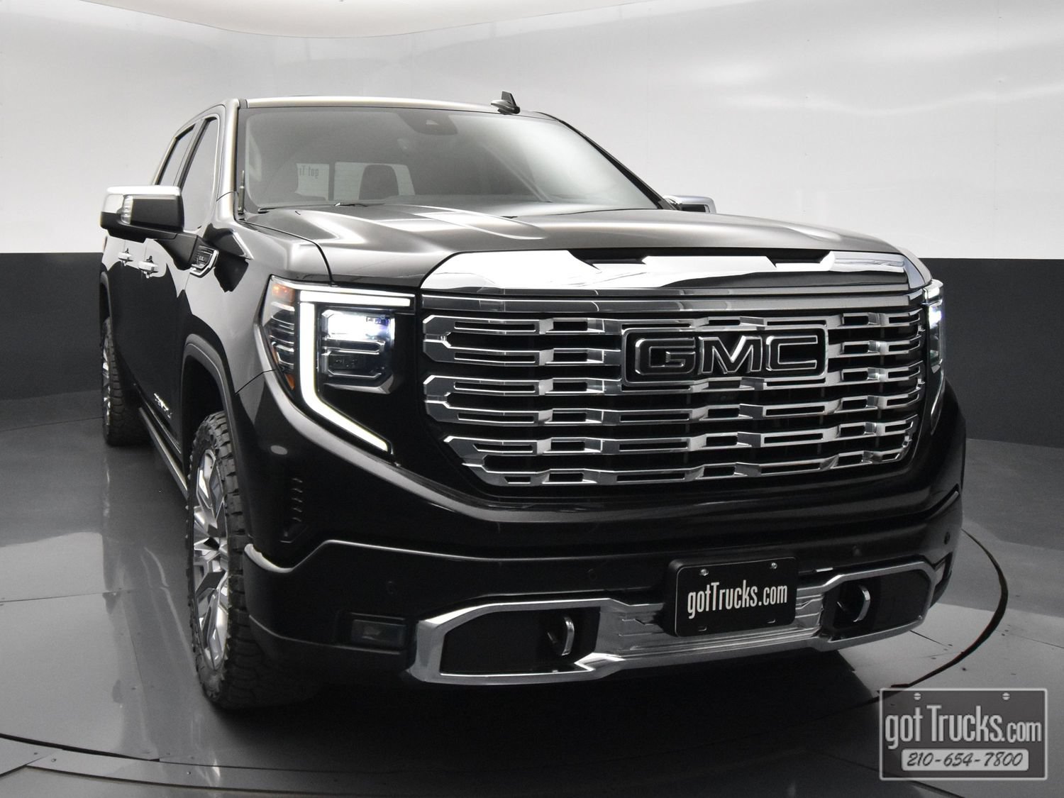 Used 2023 GMC Sierra 1500 Denali w/ Denali Reserve Package AWD/4WD image 51