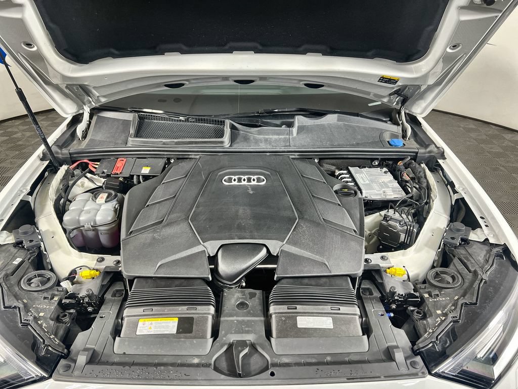 Used 2023 Audi Q7 3.0T Premium Plus AWD/4WD image 31