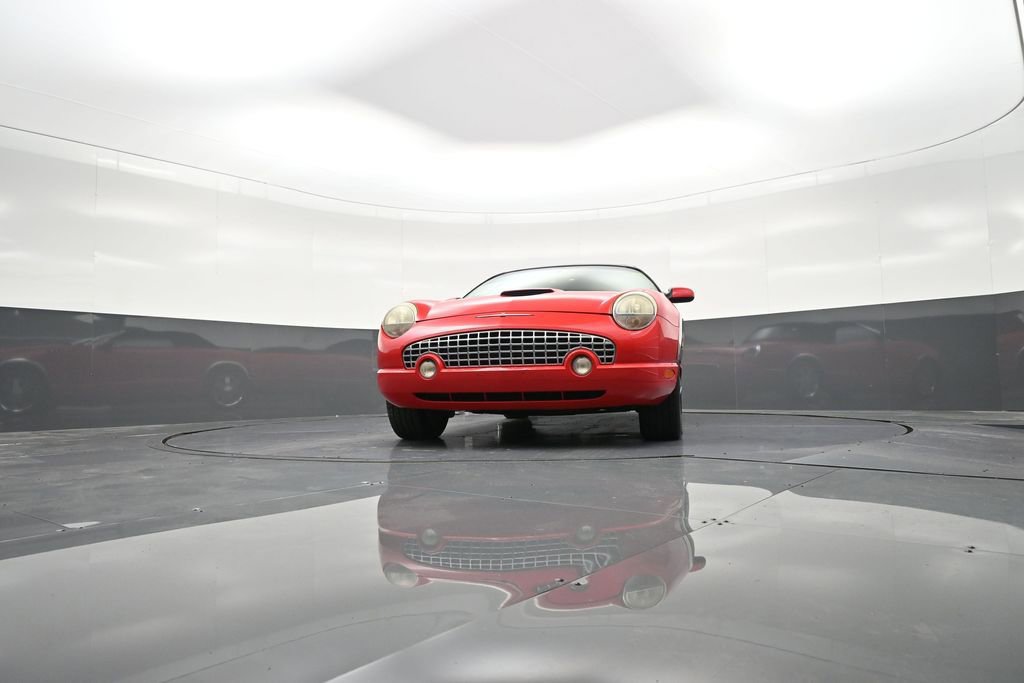 Used 2003 Ford Thunderbird image 31