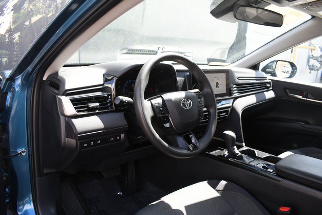 Certified 2025 Toyota Camry LE FWD image 14