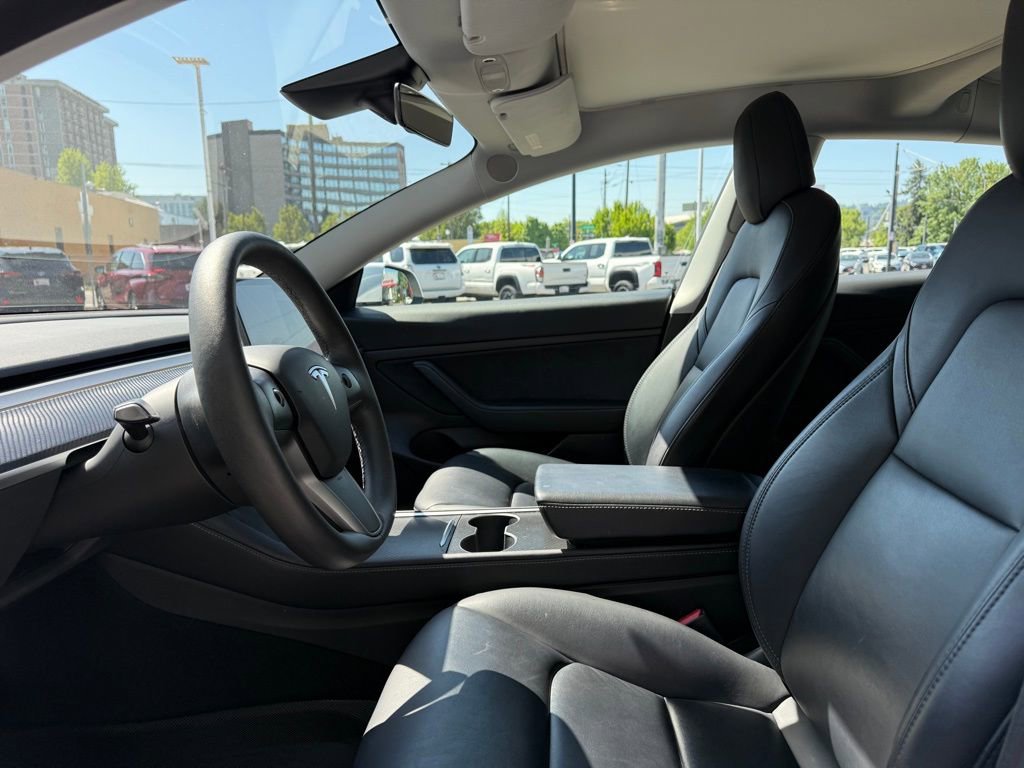 Used 2021 Tesla Model 3 Standard Range Plus RWD image 11