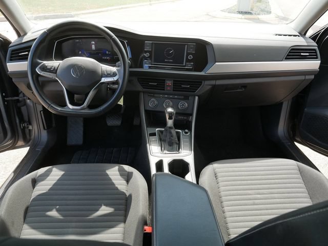 Certified 2024 Volkswagen Jetta S FWD image 22
