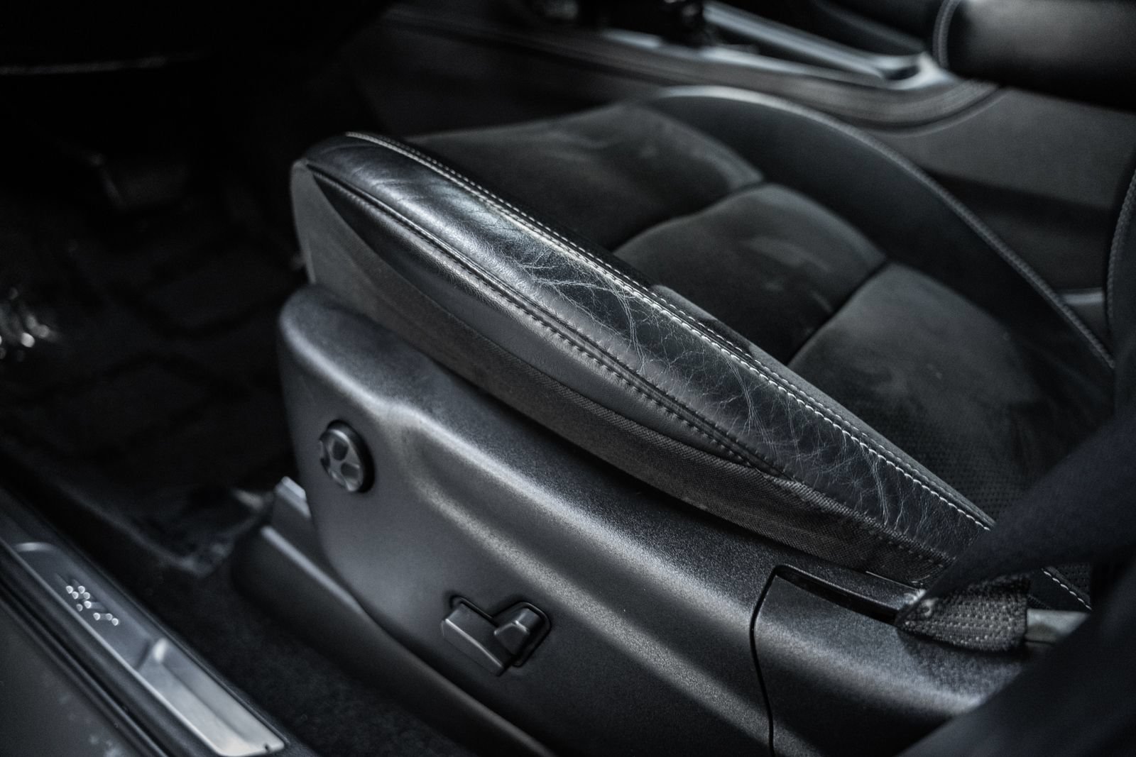 Used 2022 Dodge Durango SRT w/ Black Package AWD/4WD image 45