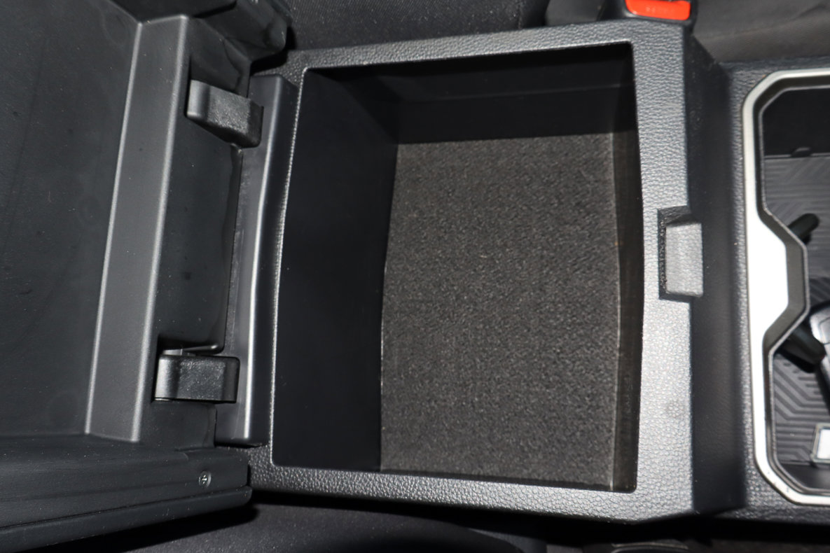 Used 2024 Toyota Tacoma TRD Off-Road image 29