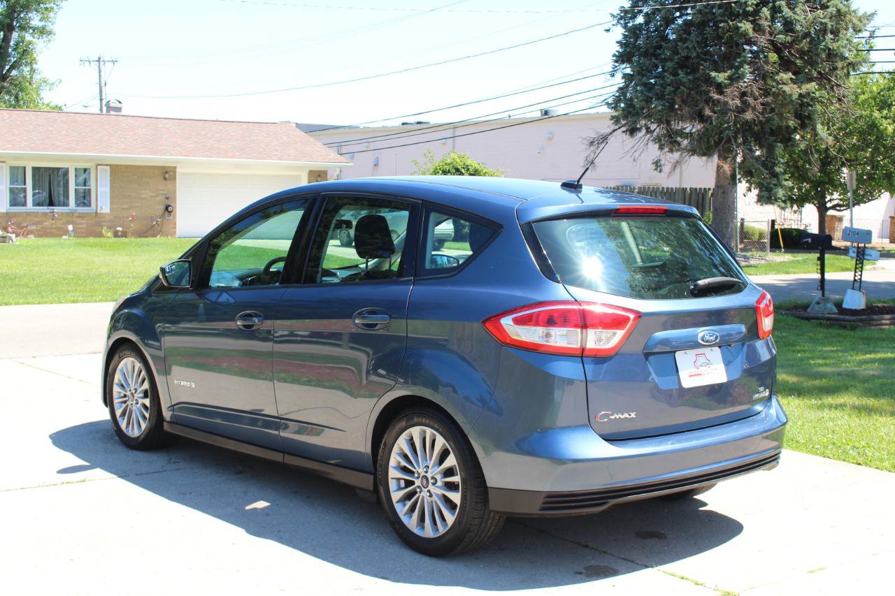 Used 2018 Ford C-MAX SE w/ Cold Weather Package FWD image 7