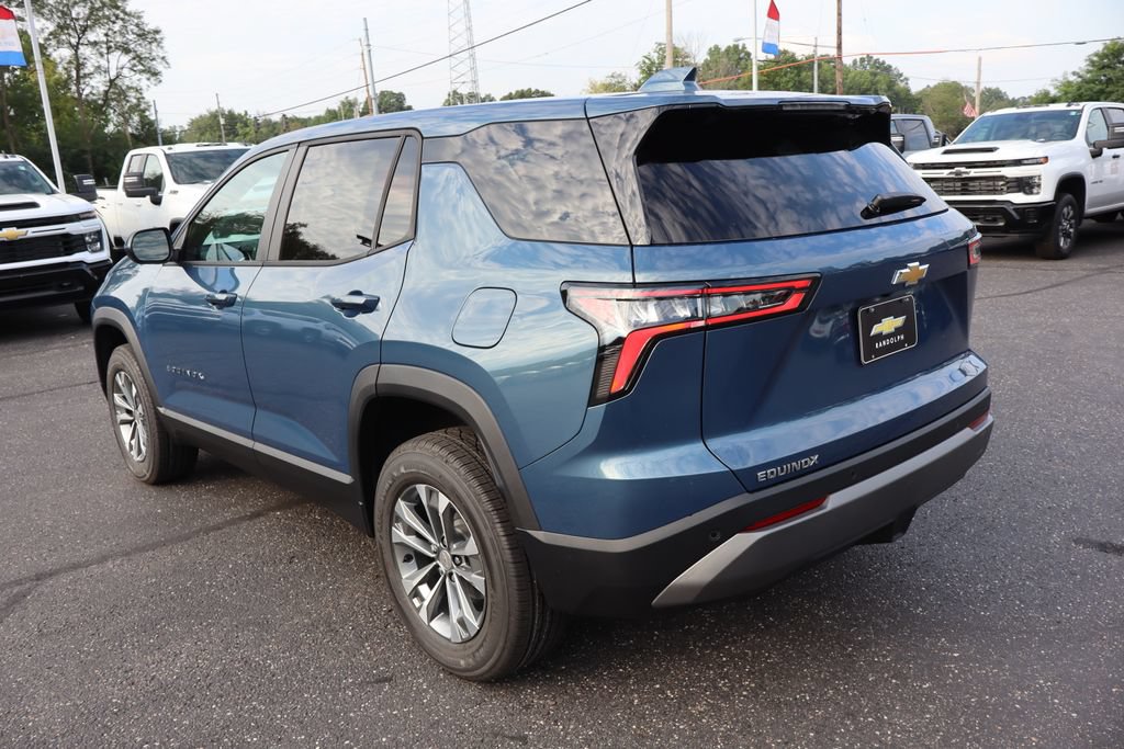 New 2027 Chevrolet Equinox LT FWD image 3