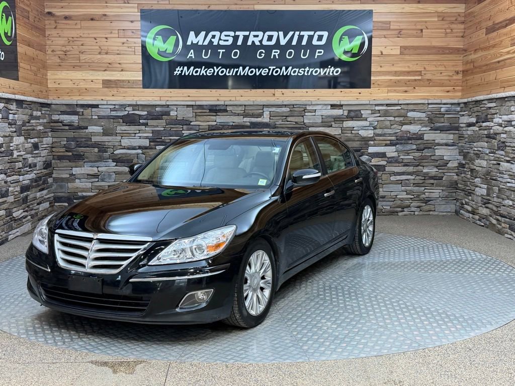 Used 2011 Hyundai Genesis 3.8 w/ Premium Navigation Pkg 3 RWD image 4
