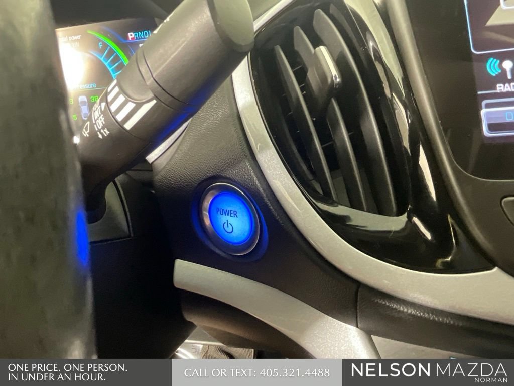 Used 2018 Chevrolet Volt LT w/ Comfort Package FWD image 34