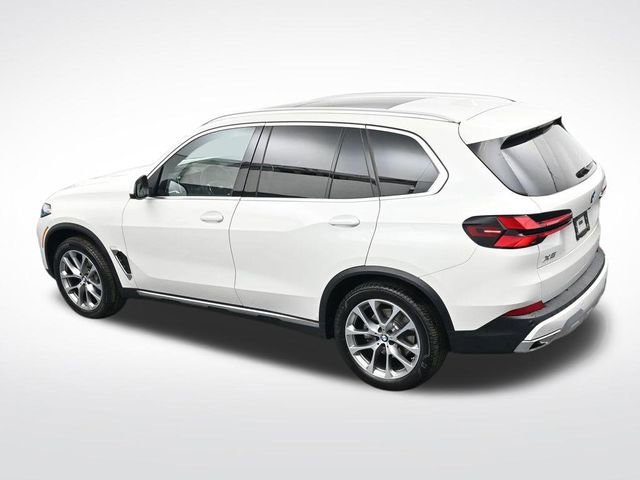 New 2026 BMW X5 sDrive40i w/ Premium Package image 28