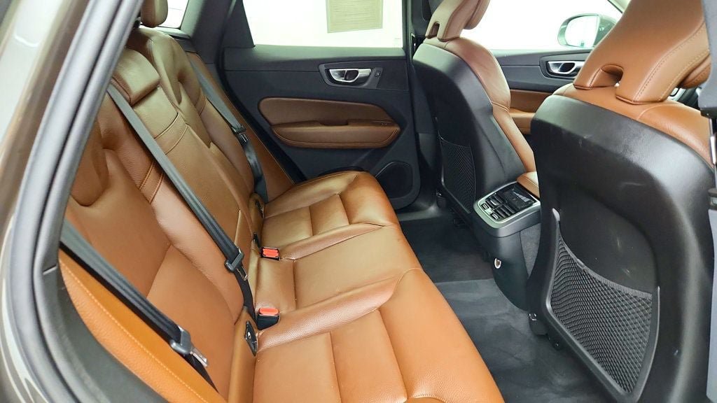 Used 2019 Volvo XC60 T5 Inscription w/ Protection Package AWD/4WD image 23