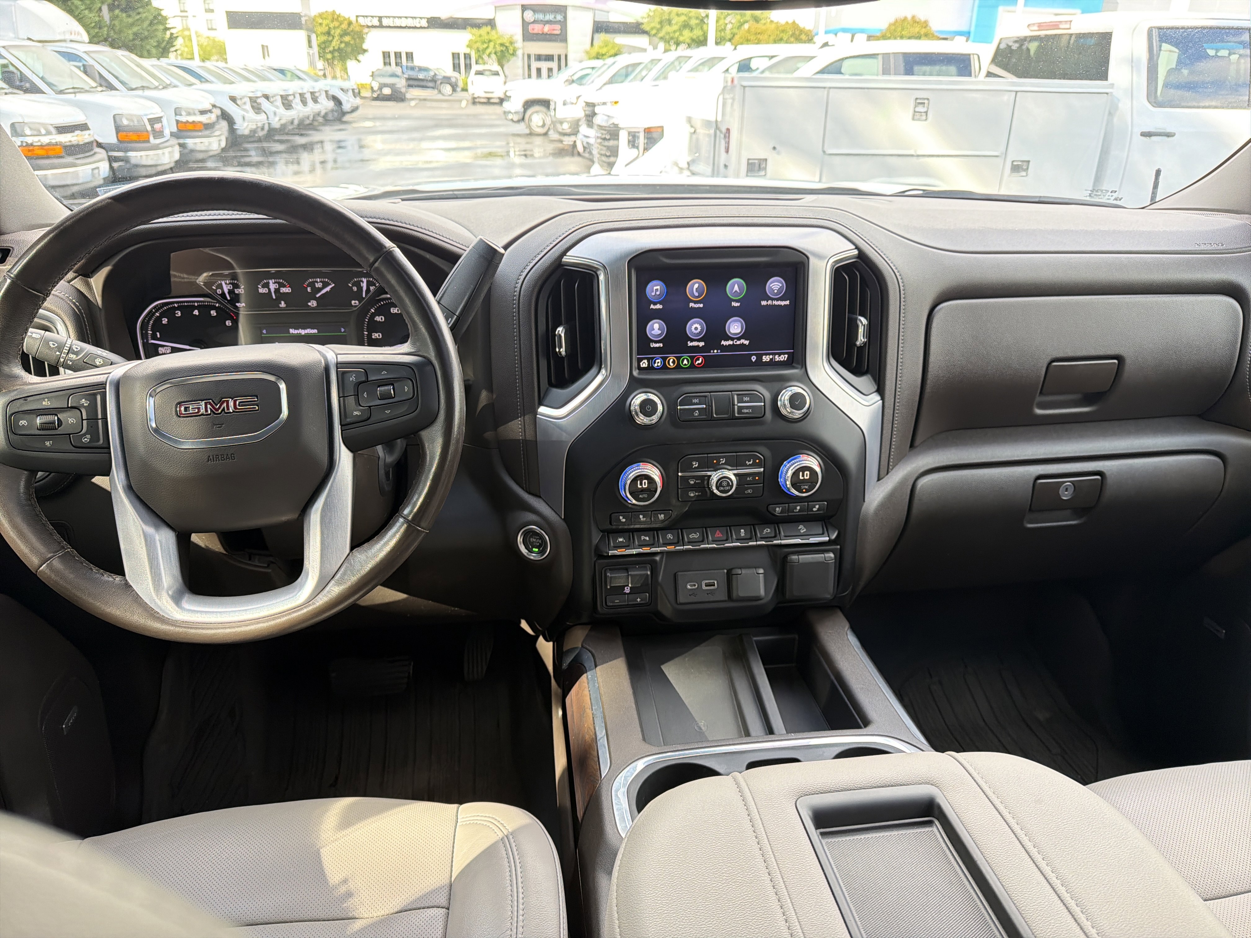 Used 2019 GMC Sierra 1500 SLT w/ SLT Premium Plus Package AWD/4WD image 29