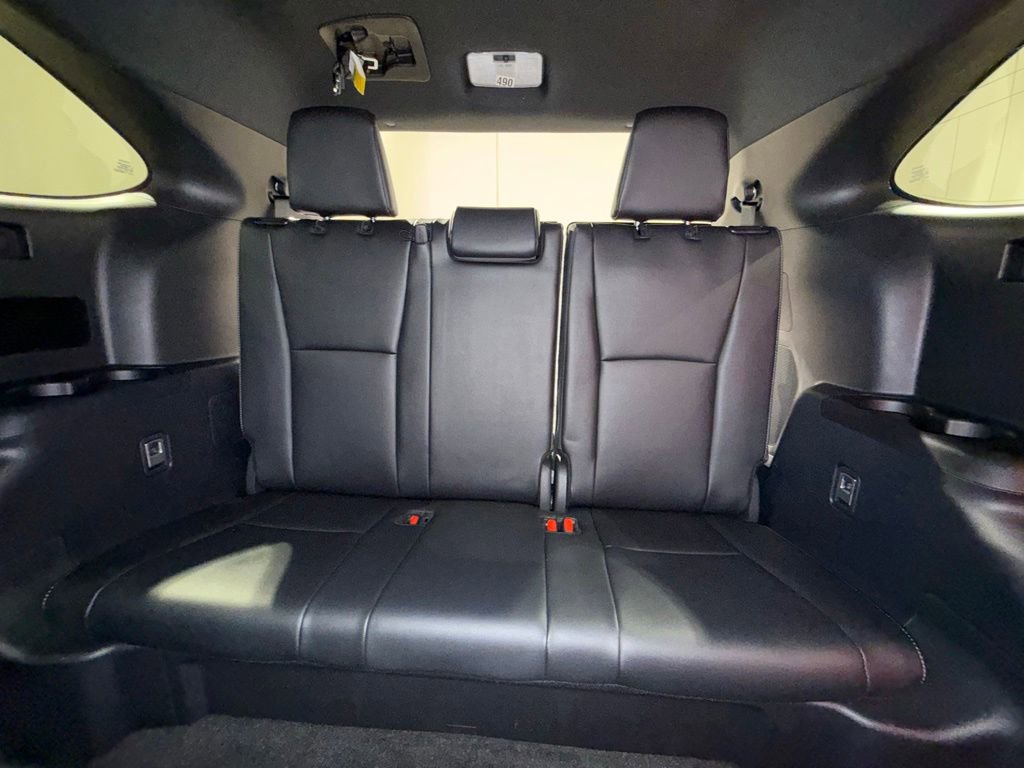 Used 2025 Toyota Highlander XSE AWD/4WD image 23