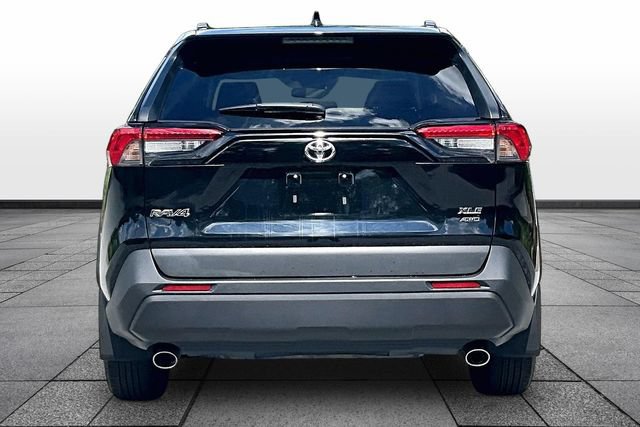 Used 2020 Toyota RAV4 XLE w/ All Weather Liner Package AWD/4WD image 8