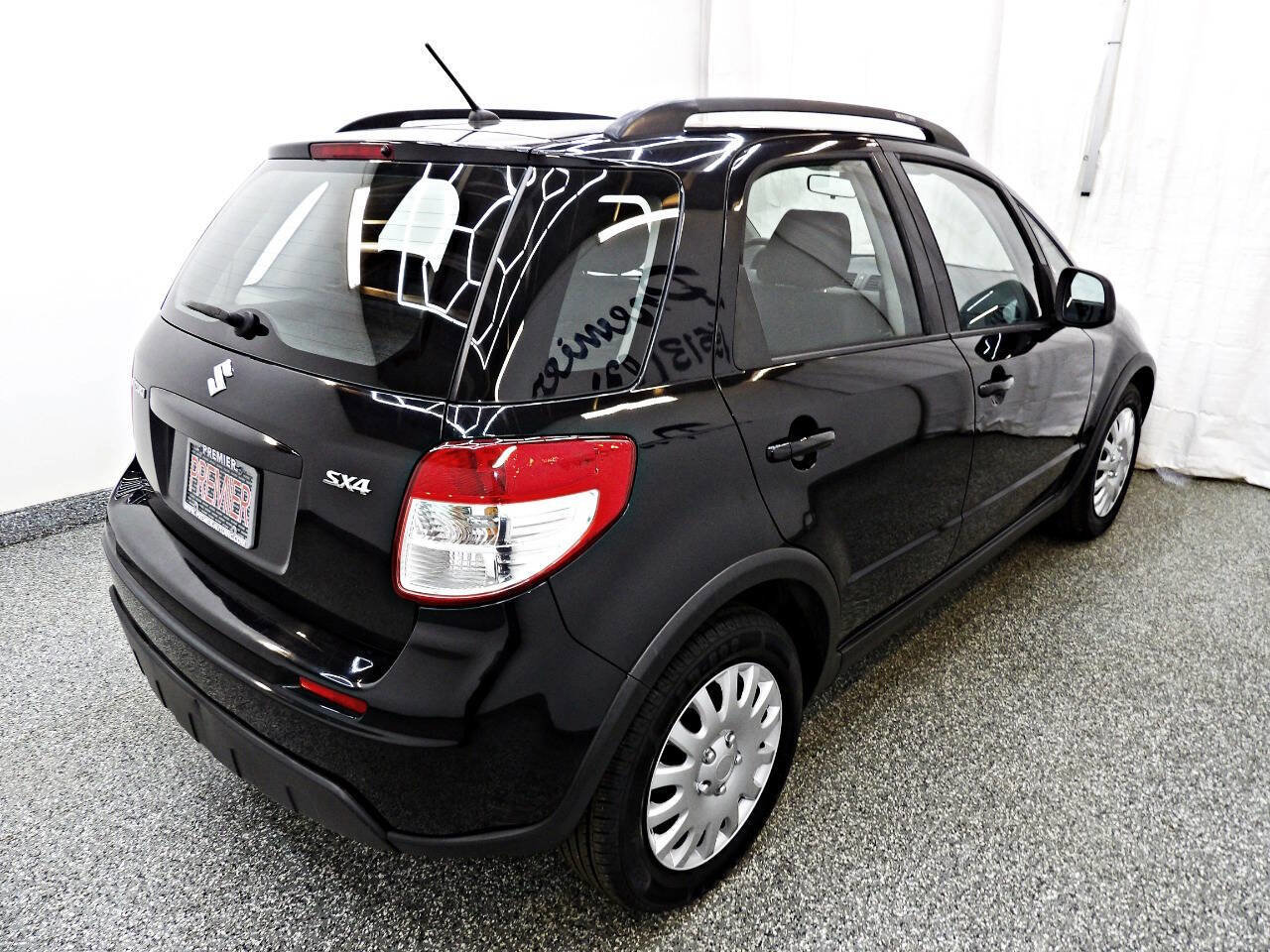 Used 2010 Suzuki SX4 Hatchback image 6