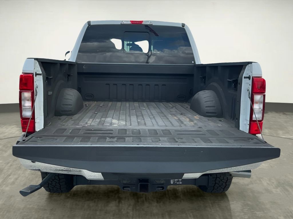 Certified 2020 Ford F250 XLT w/ XLT Premium Package AWD/4WD image 33