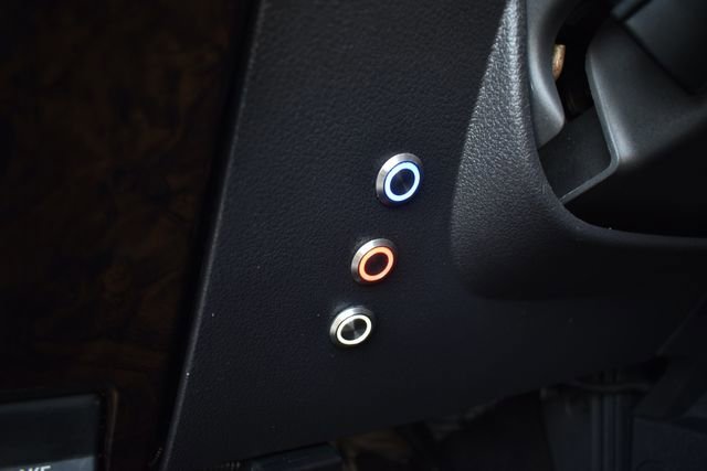 Used 2015 Ford F350 Platinum w/ FX4 Off-Road Package image 12