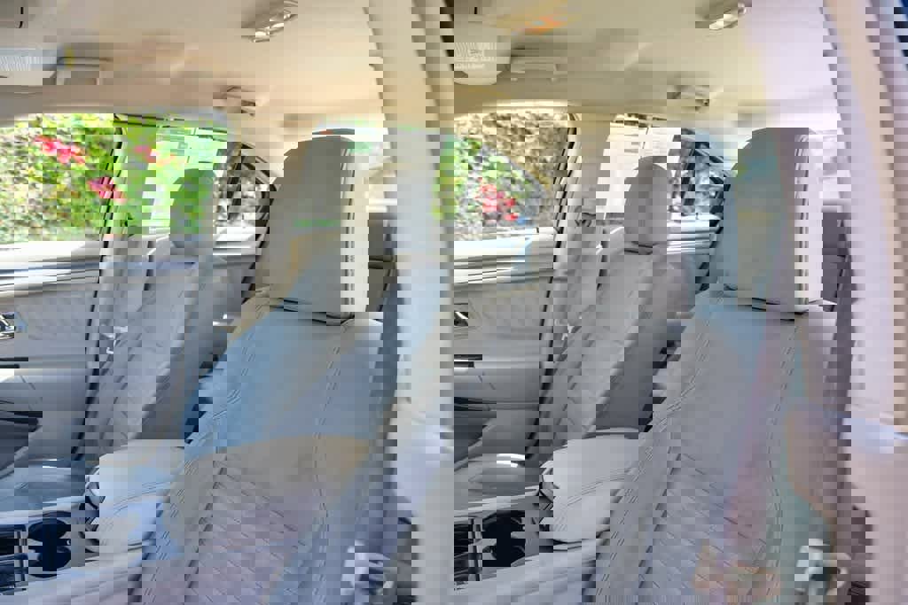 Used 2013 Ford Taurus SE image 17