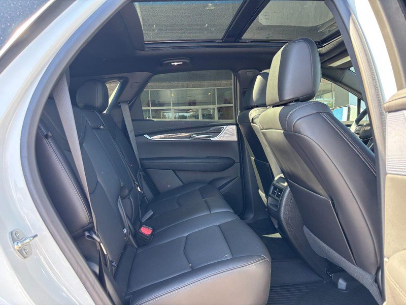 Used 2025 Cadillac XT5 Sportv w/ Technology Package image 10