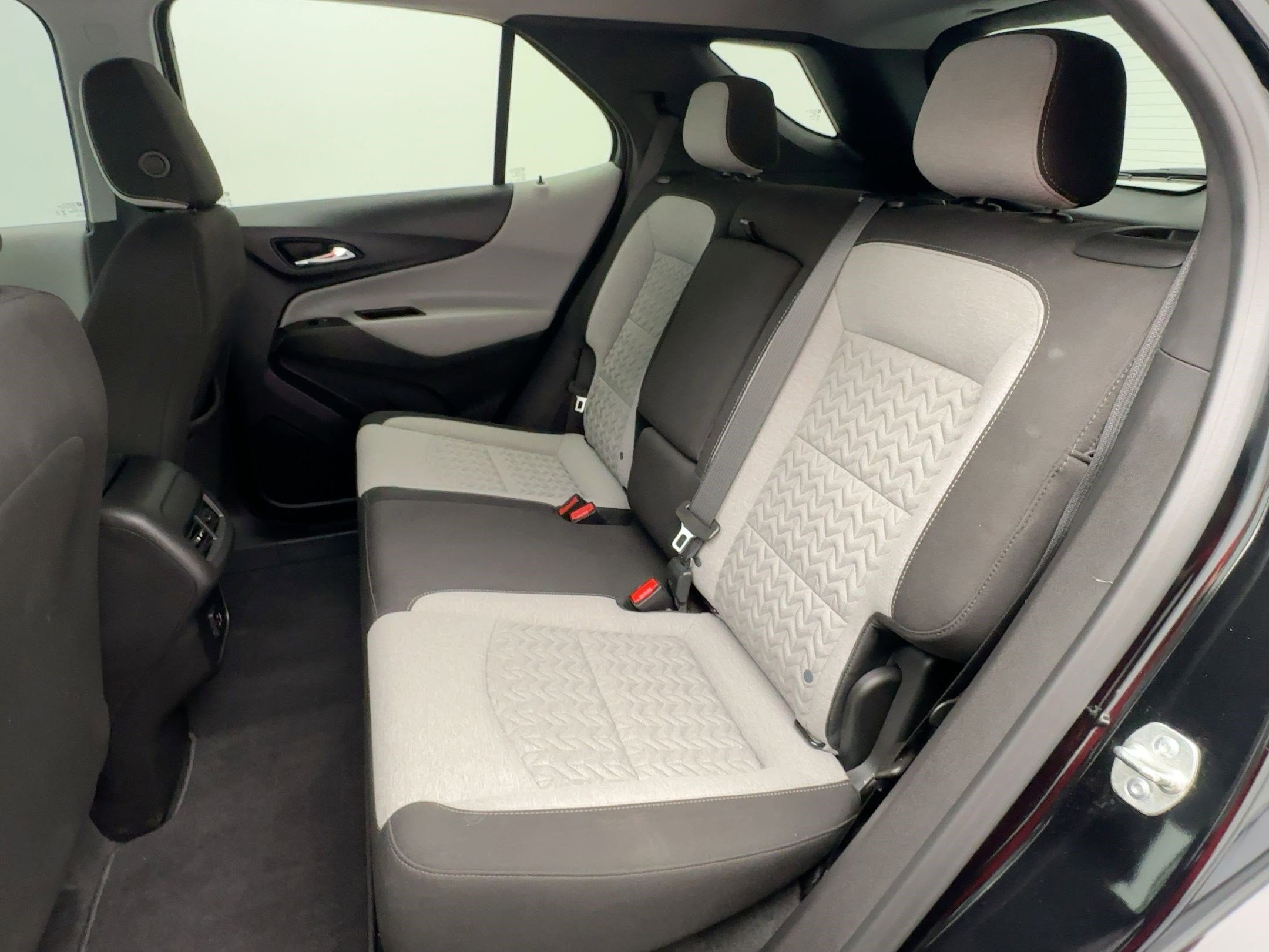 Used 2024 Chevrolet Equinox LS w/ LS Convenience Package image 15