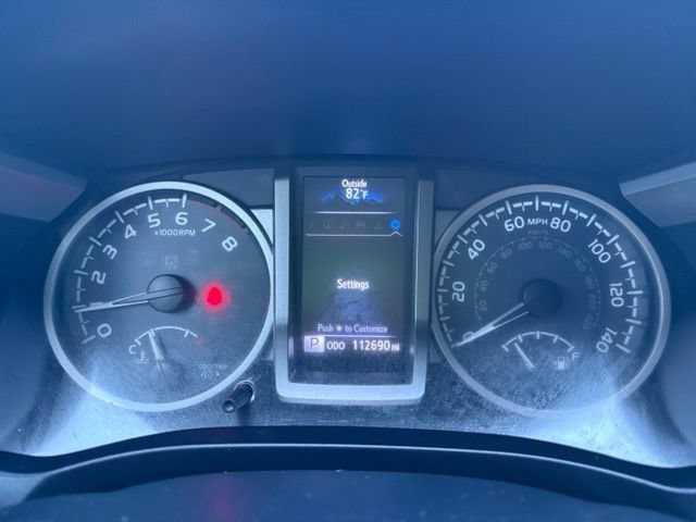 Used 2017 Toyota Tacoma Limited w/ Tow Package RWD image 16