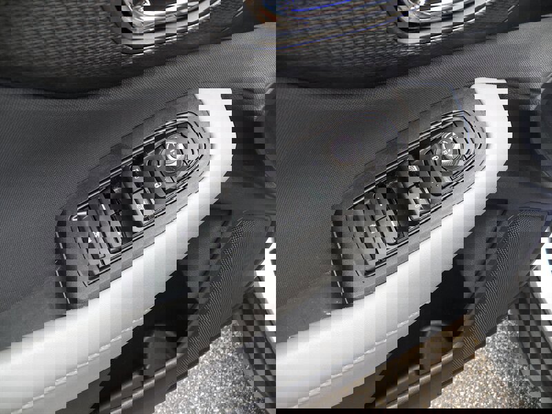 Used 2021 Subaru Outback Premium AWD/4WD image 15