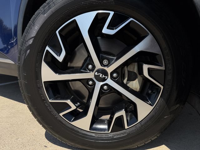 Used 2023 Kia Sportage EX AWD/4WD image 9